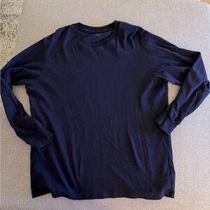 Uniqlo Men's Deep Blue Long Sleeve Tee